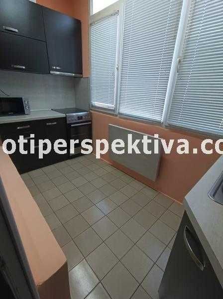 Продава се Двустаен апартамент в Пловдив, Изгрев - 48 кв.м за 1165 €/кв.м - Снимка #4
