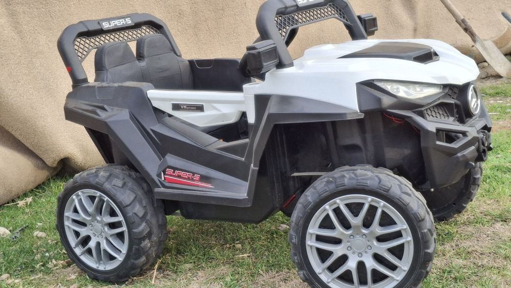 Электронная детская машина