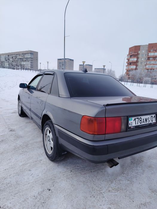 Продам Ауди с4 объем 2,8