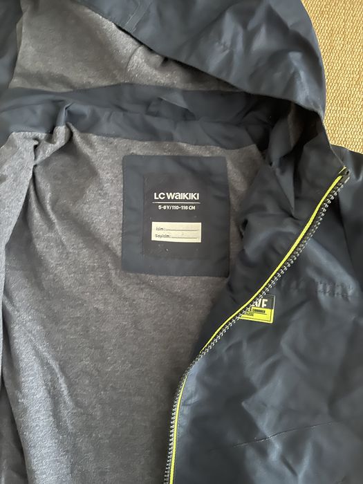 Ветровка детская