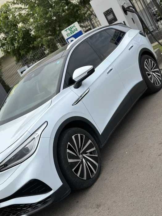 Volkswagen I4 607 km