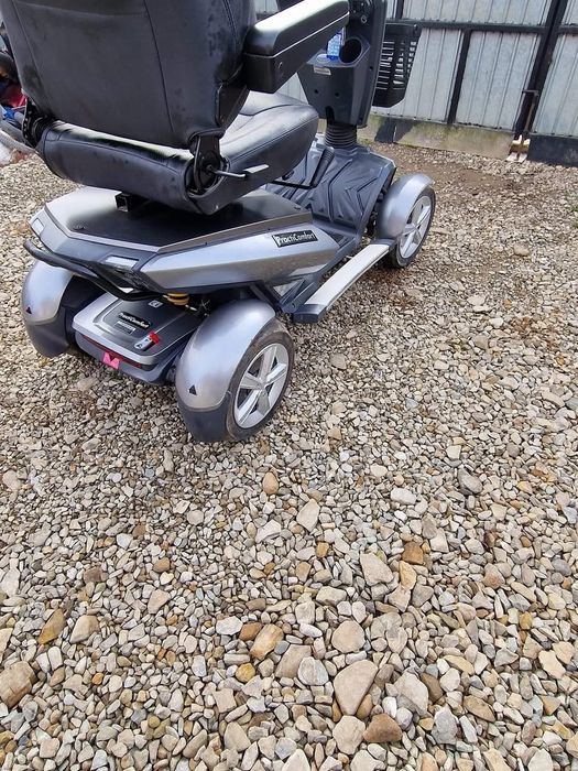 Scuter Electric pentru persoane cu dizabilitati  Travelux Infineon 4