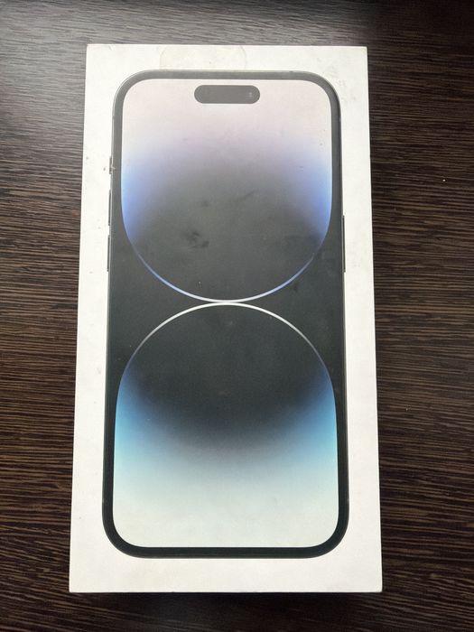 Айфон 14 про, черный, хороший 256 г е сим