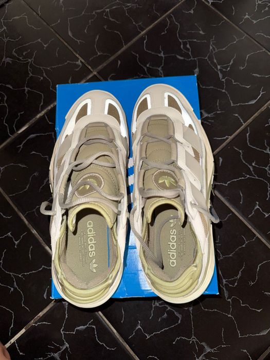 Adidași Adidas mărimea 42,5