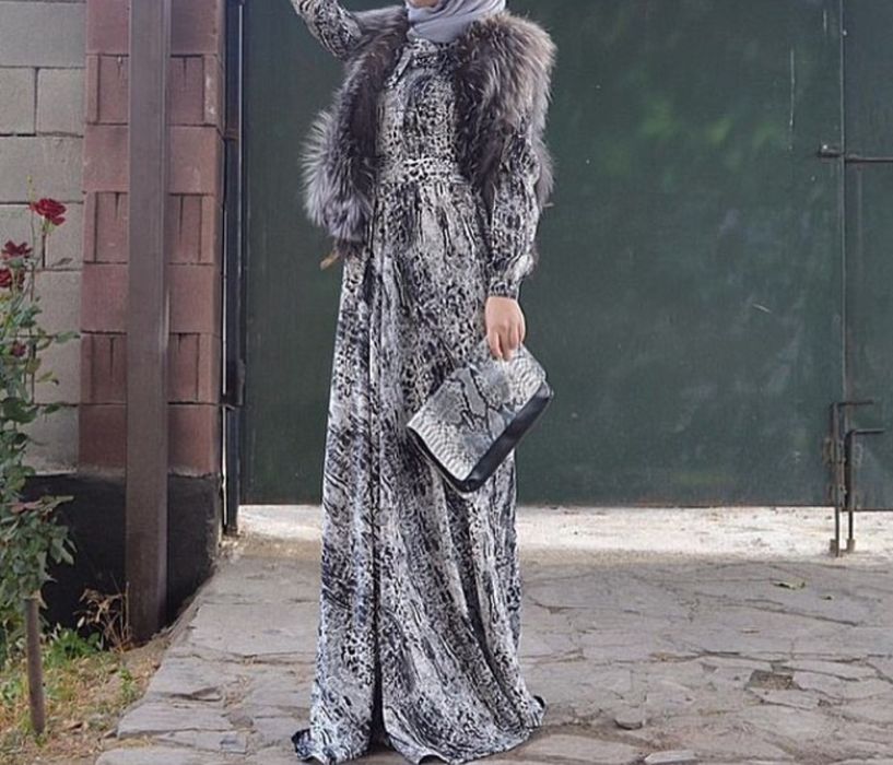 Платье вечернее шикарное