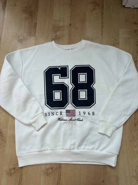 Oversized суитшърт от Stradivarius