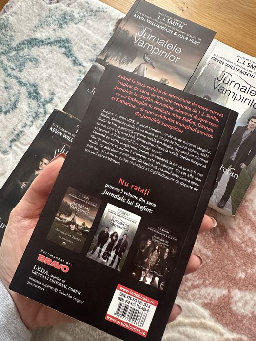 Set carti Jurnalele lui Stefan(Jurnalele Vampirilor)