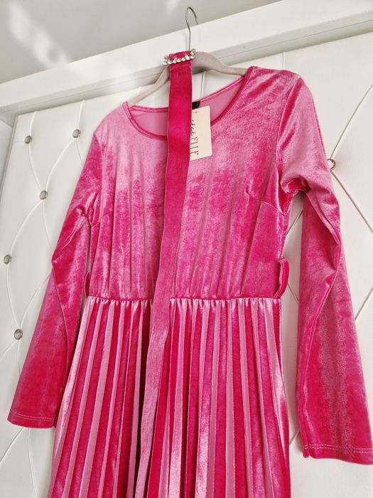 Rochie midi fucsia