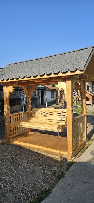 Balansoar de gradina scluptat