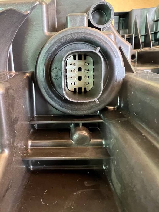 Chevrolet Tahoe 2024 Передний фары левый правый