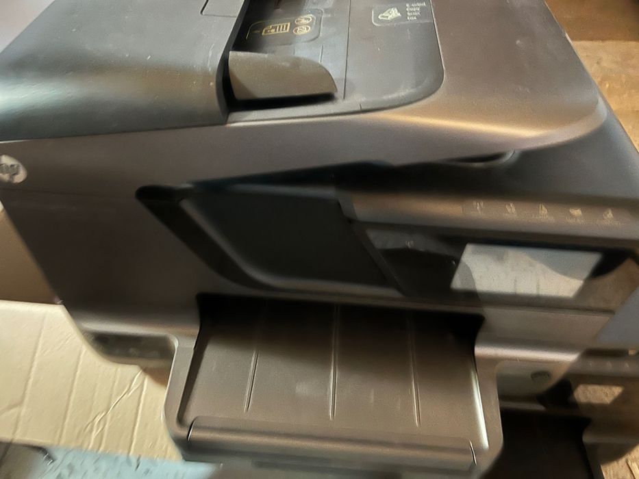 HP Officejet Pro 8600 Plus cu eroare