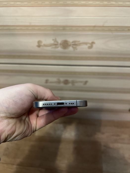 Продам 15 про 256гб 90акб