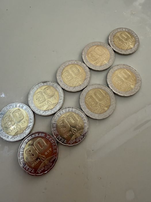 Продам юбилейные монеты