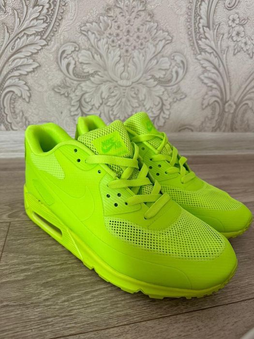 Оптом кроссовки 1000