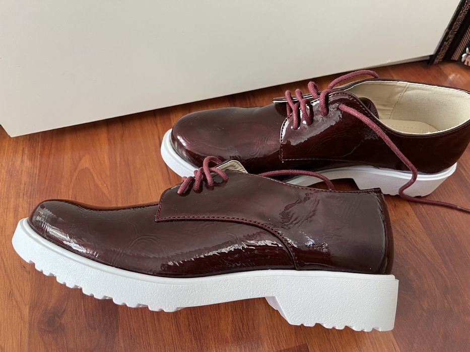 Женская обувь