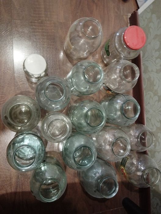 Продам банки 2л-150тг 1л-100тг