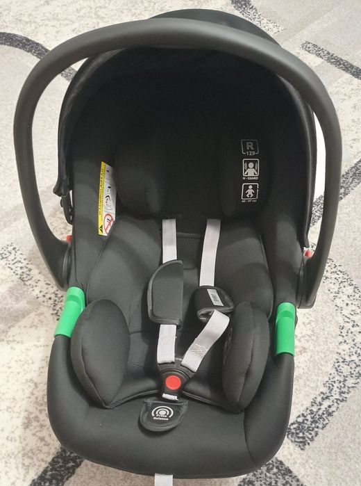 Детско кошче за кола на Loreli.Чисто ново