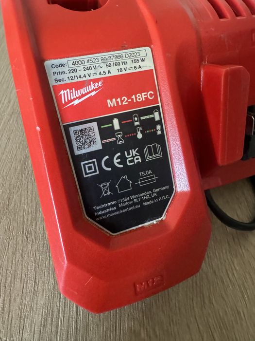 Incarcator rapid Milwaukee M12-18FC