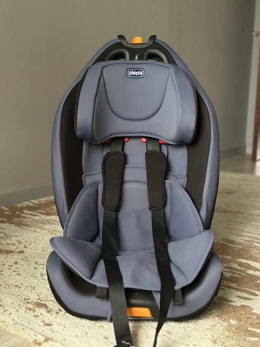 Автокресло Chicco