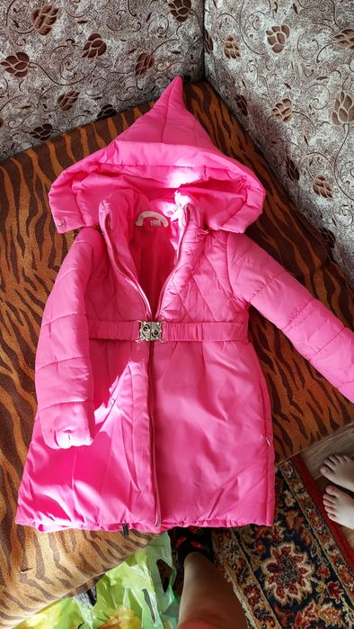 Продам куртку и шапку