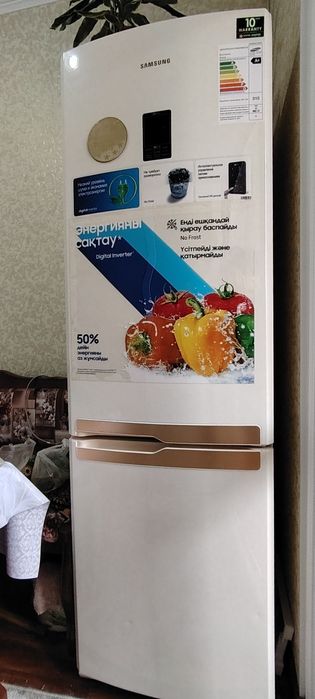 Продам холодильник Самсунг, в отличном состоянии.