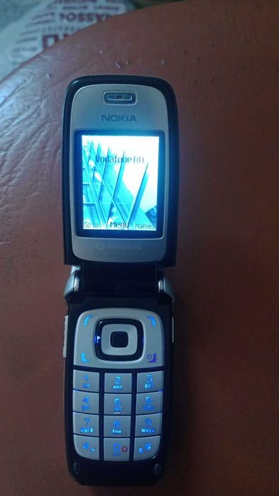 Vand Nokia 6101 in stare impecabila, ca NOU