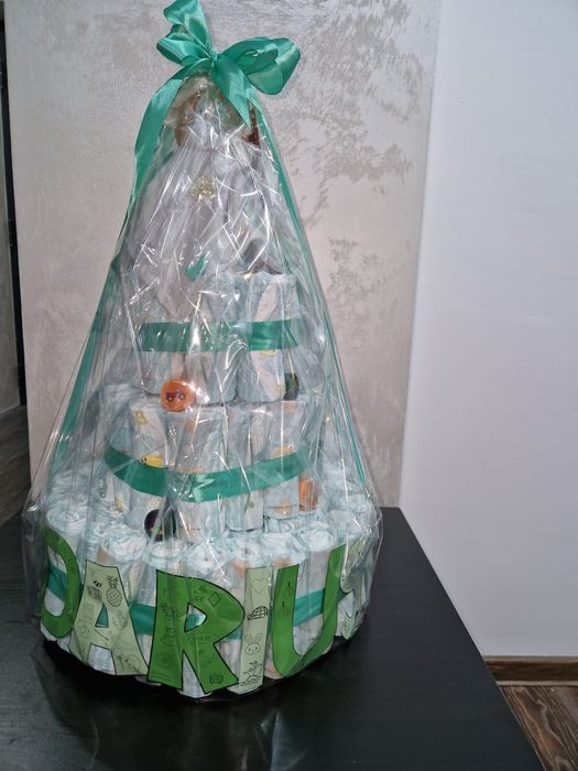 Tort decorativ din pampers