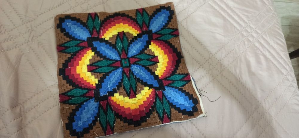 Възглавки, ръчна изработка, битови черги