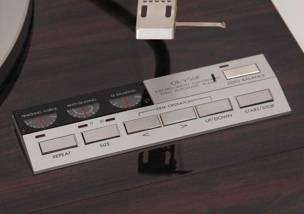 Victor QL-Y55F. Проигрыватель виниловых дисков.