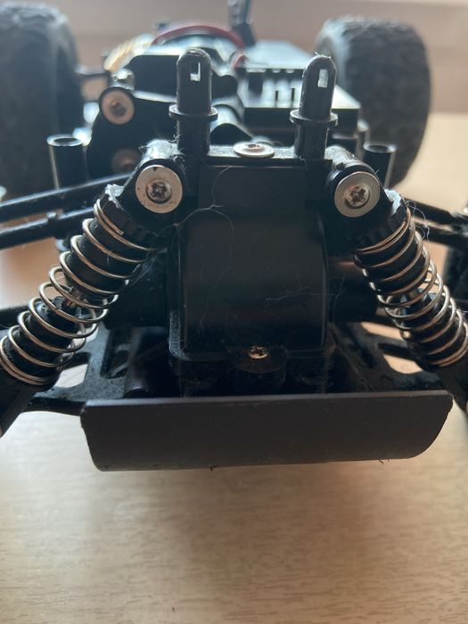 Машинка на радиоуправлении