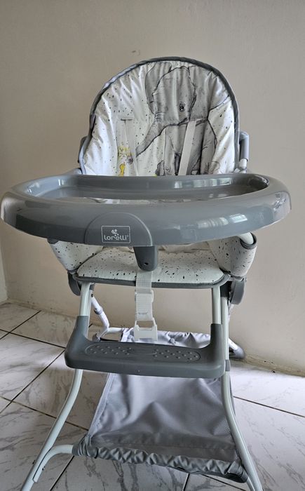 .Стол за хранене Lorelli. Подвижна табла, Може да се пере.