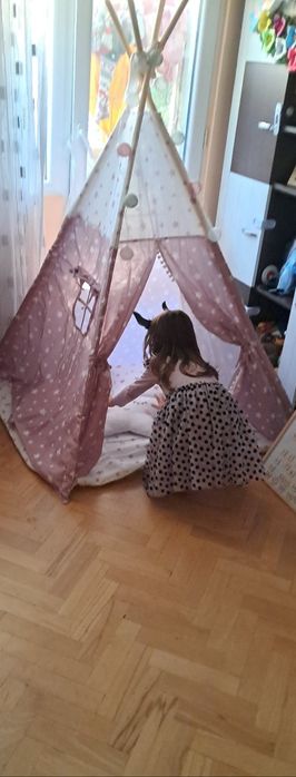 Детска палатка тип иглу със стабилизатор