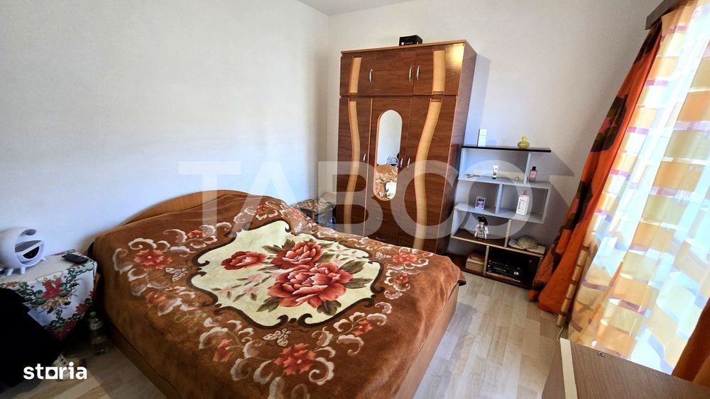 Casa de vanzare 4 camere 2 bai terasa 2 locuri de parcare Arhitectilor