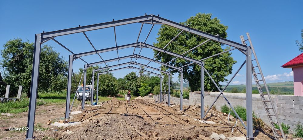 Vând hală metalica 20x10x4