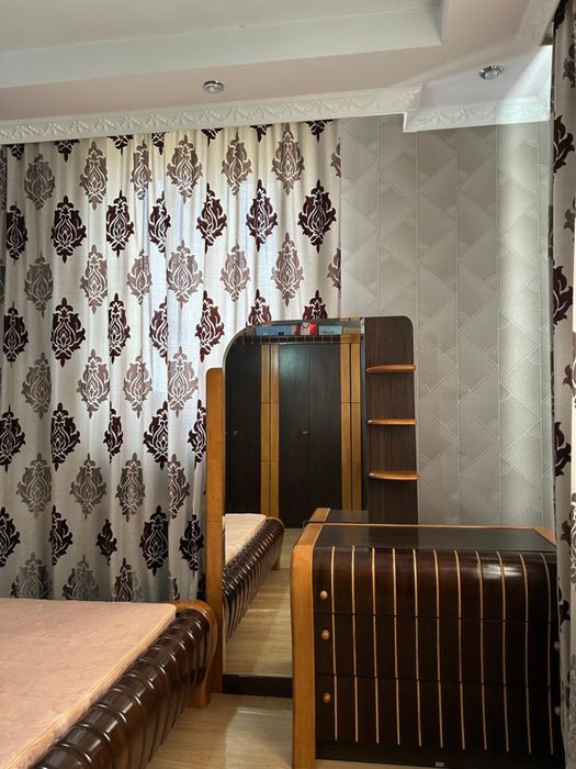 Продам спальный гарнитур