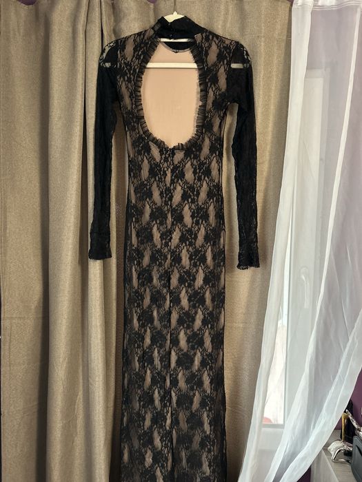 Дълга рокля по тялото