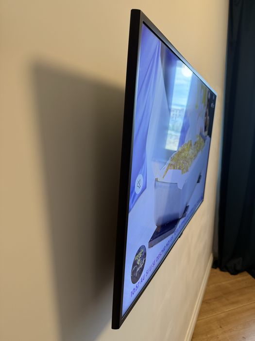 Televizor Smart TV Samsung 108 cm(Netflix, Youtube, Voyo)