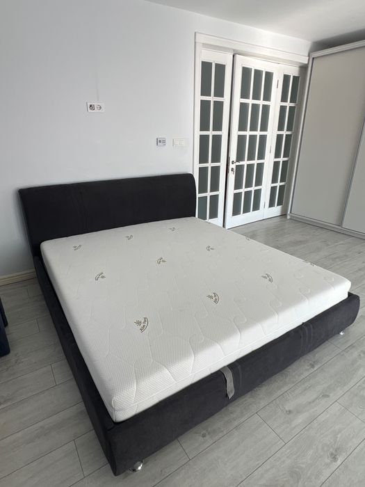Mobilă 2 paturi (somiera) cu saltele , 180x200 și 160x200