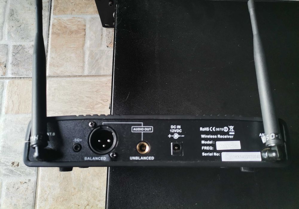 Sistem wireless pentru instrumente Pronomic UHF 11 nou.