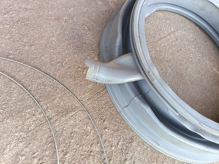 Продам ризину на стиралку BOSH