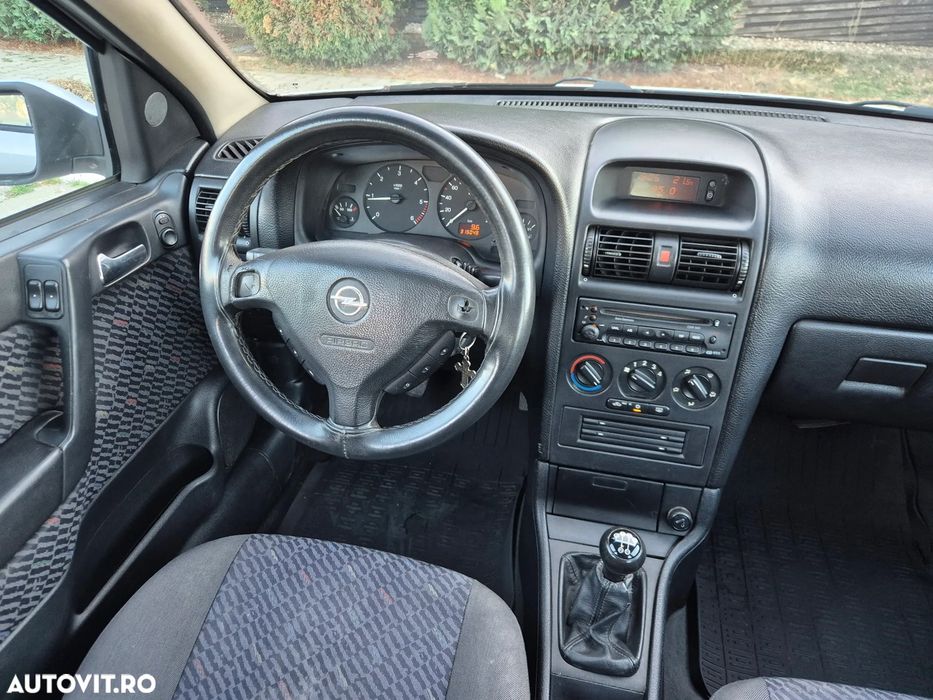 OPEL Astra 2005 — imagine 4