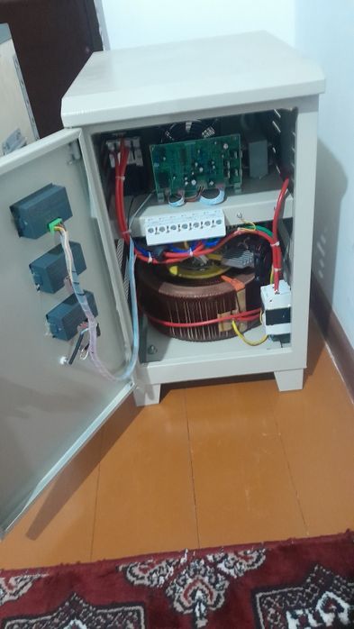 Stablizatr sotiladi ANDELI SVC-15000 VA