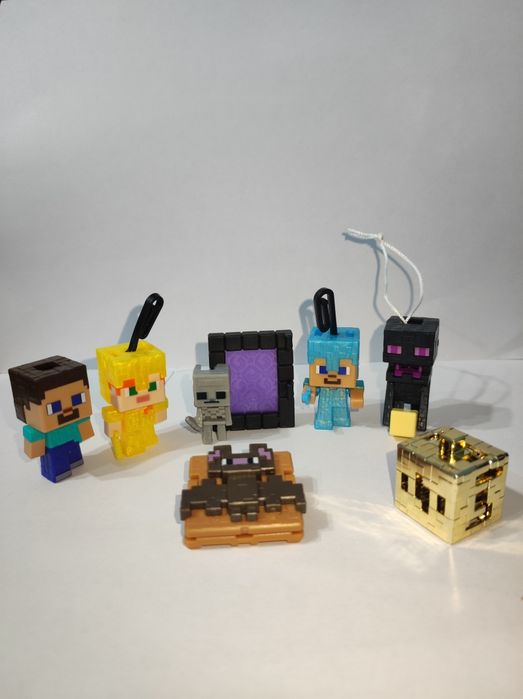 Фигурки Киндер Майнкрафт