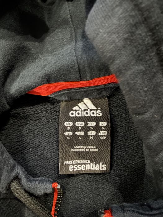 Adidas essentials