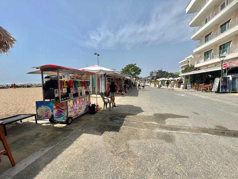 Предлагаме голям двустаен апартамент в Слънчев Бряг с морска гледка!