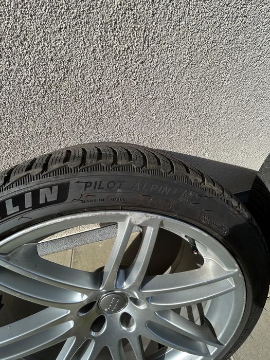 Vand roti audi R20 iarna si cauciucuri de vara