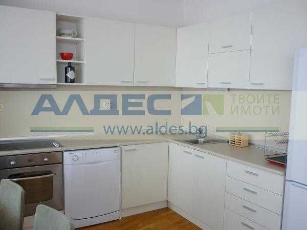 Дава се под наем Тристаен апартамент в София, Докторски паметник - 243 кв.м за 2144.55 € - Снимка #4