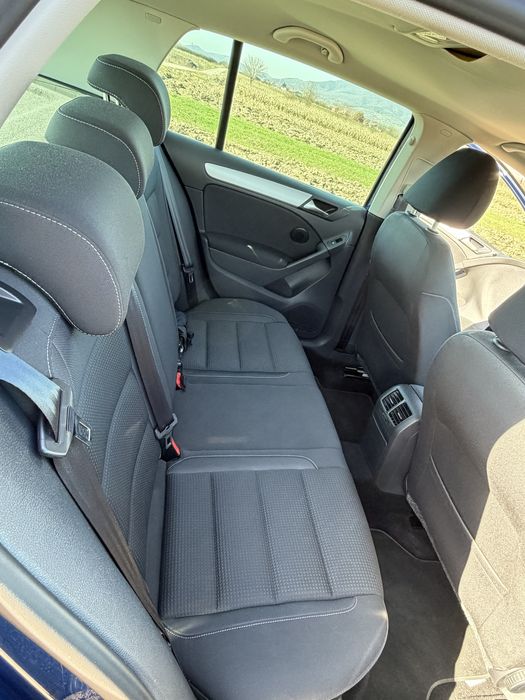 Volkswagen Golf VI