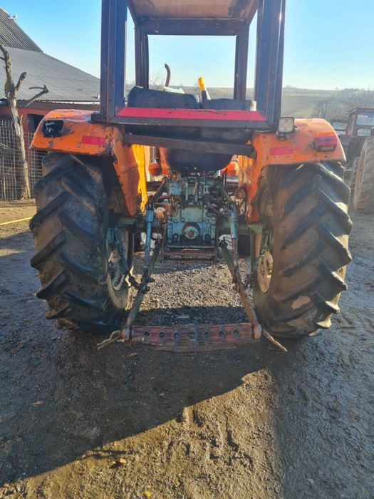 Tractor fiat 445
