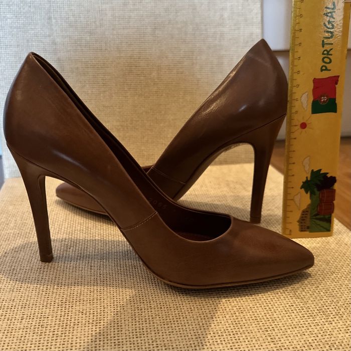 Pantofi eleganti din piele